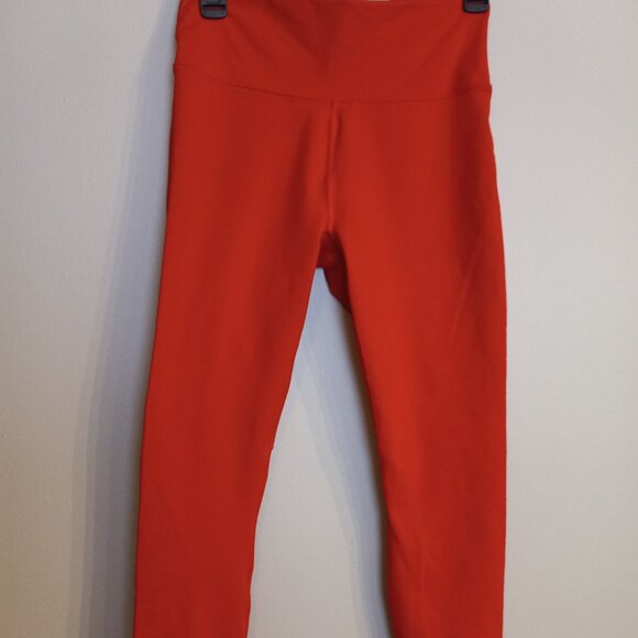 Fabletics Powerhold leggings Size Small new without tags - Picture 1 of 3